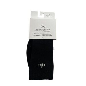 ALO Yoga Unisex Half-Crew Understated Sock in Black